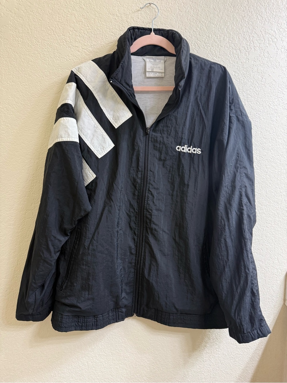adidas Men’s 90’s Vintage Black 3 Stripe WindbreakerJacket with matching pants